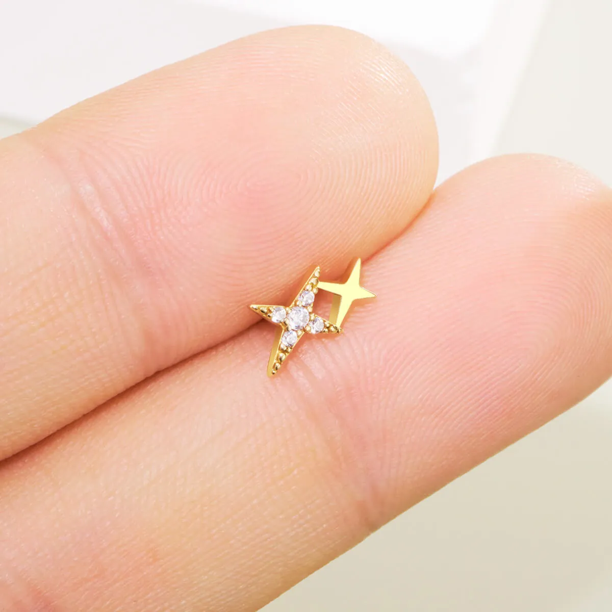 14K Solid Gold Shinny Star Top Nose Ring Flat Back