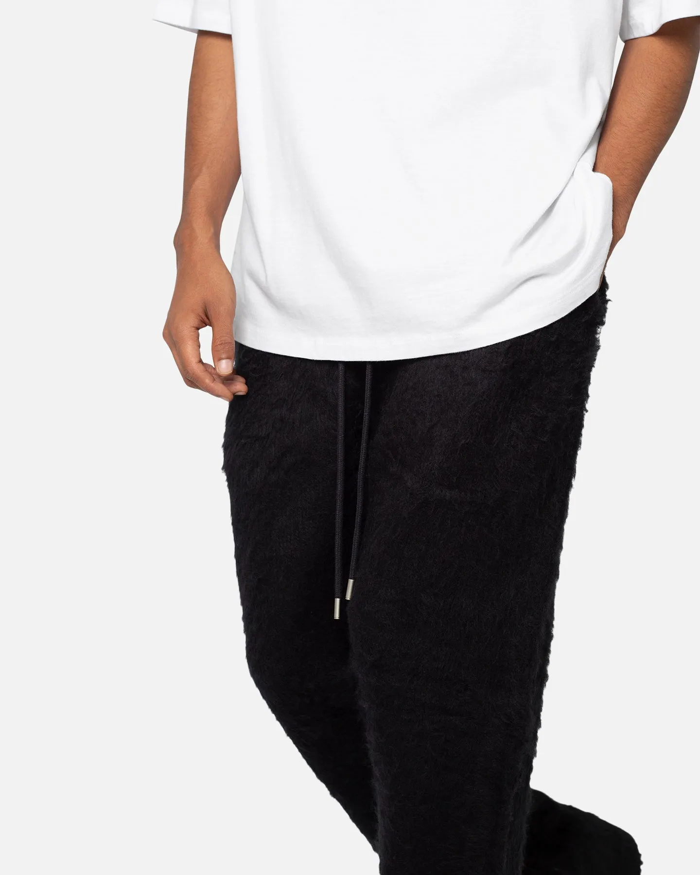 MNML Fuzzy Sweatpants Black