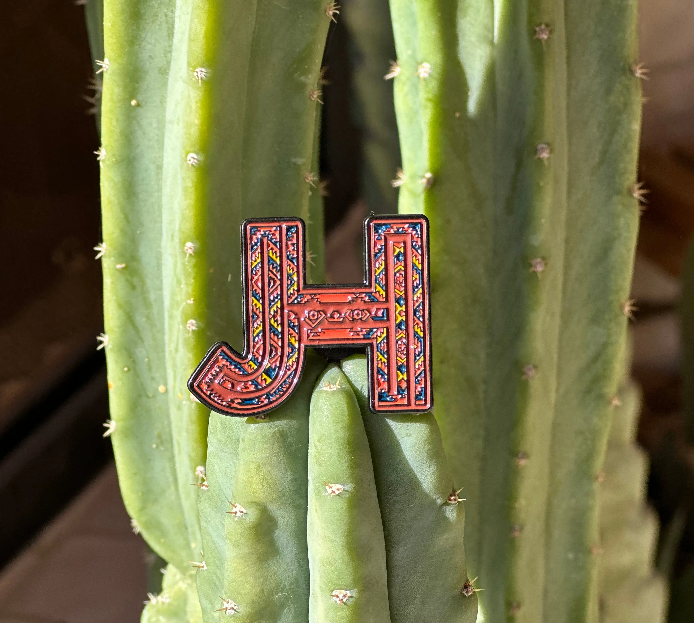 New Jobes Hats pin - JH Metal Pin Red Aztec