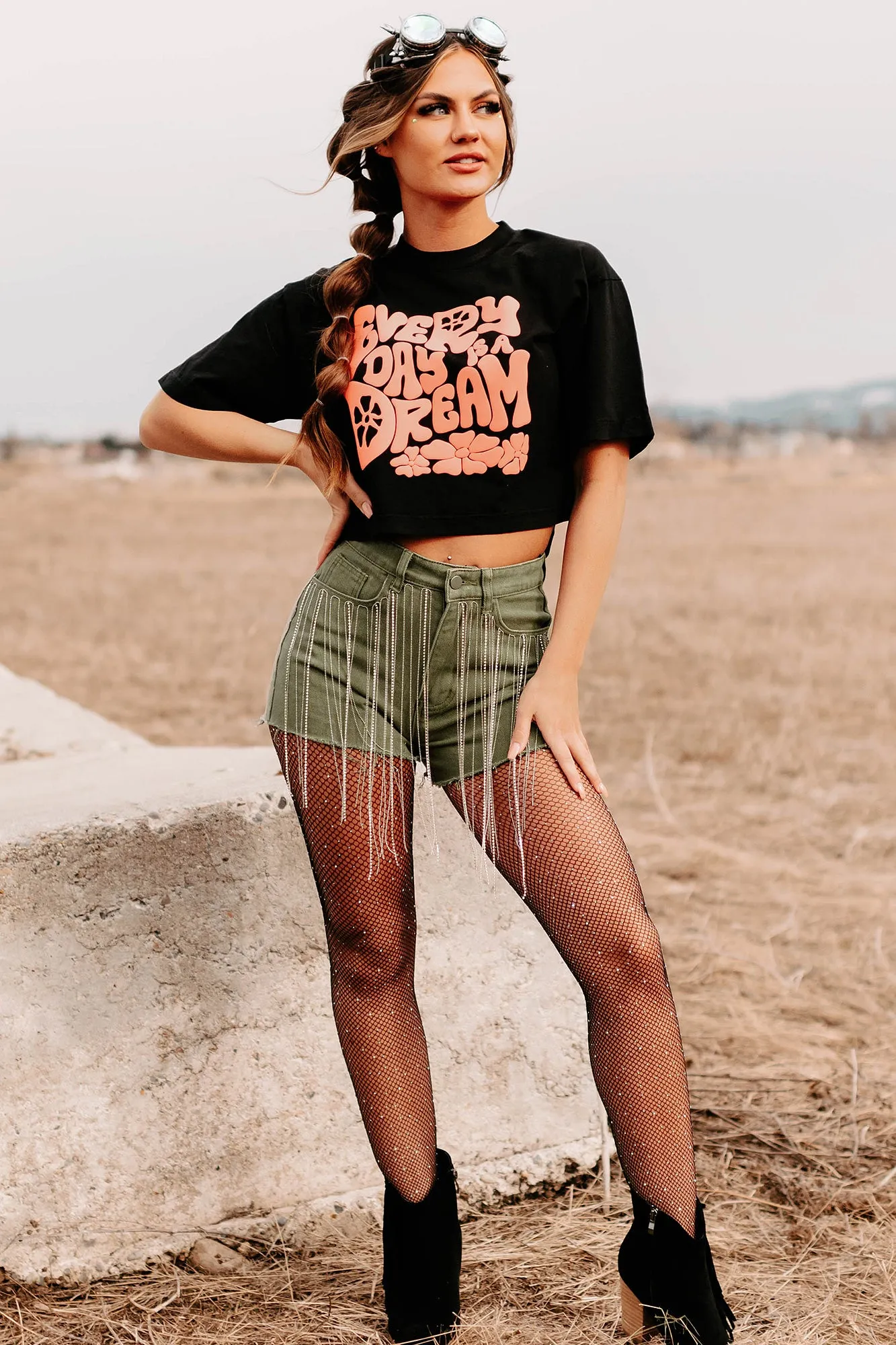 "Every Day Is A Dream" Boxy Fit Puff Graphic Crop Tee (Black) - Print On Demand