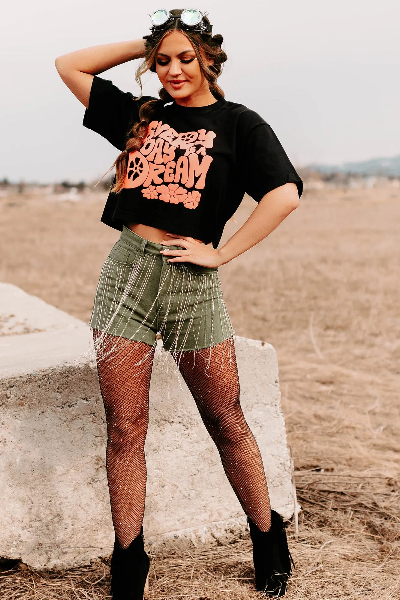 "Every Day Is A Dream" Boxy Fit Puff Graphic Crop Tee (Black) - Print On Demand