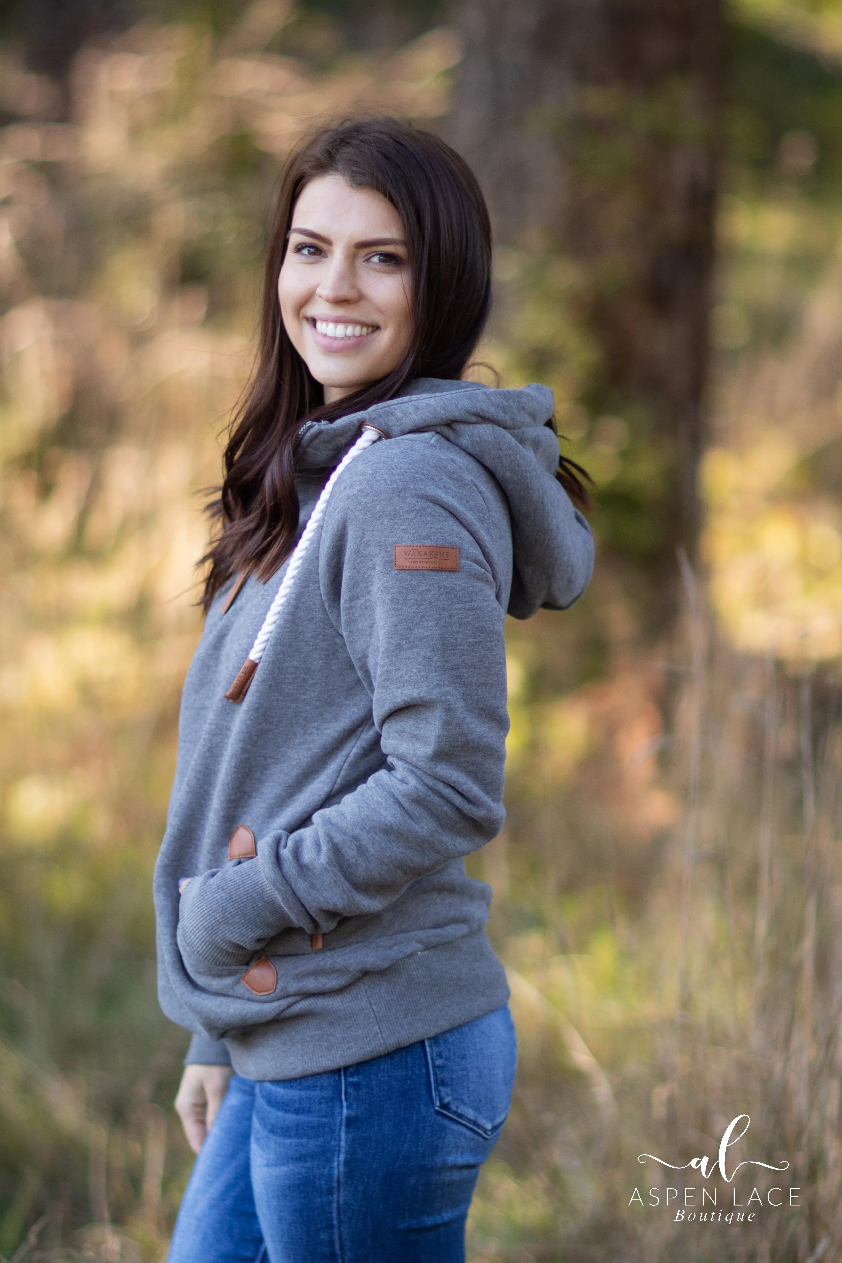 Wanakome Artemis Hoodie (Dark Heather Grey)