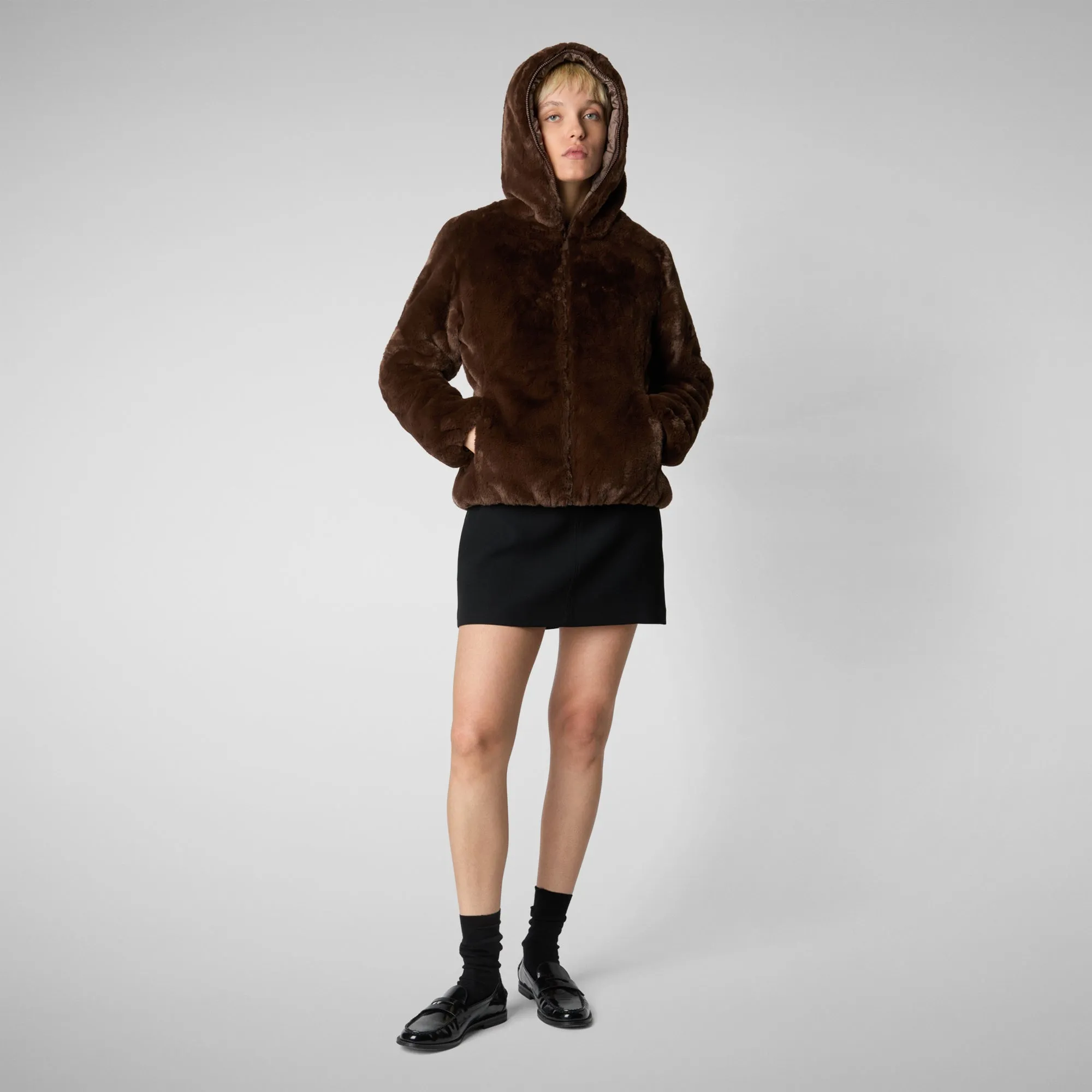 Woman's hooded jacket Laila in teddy brown